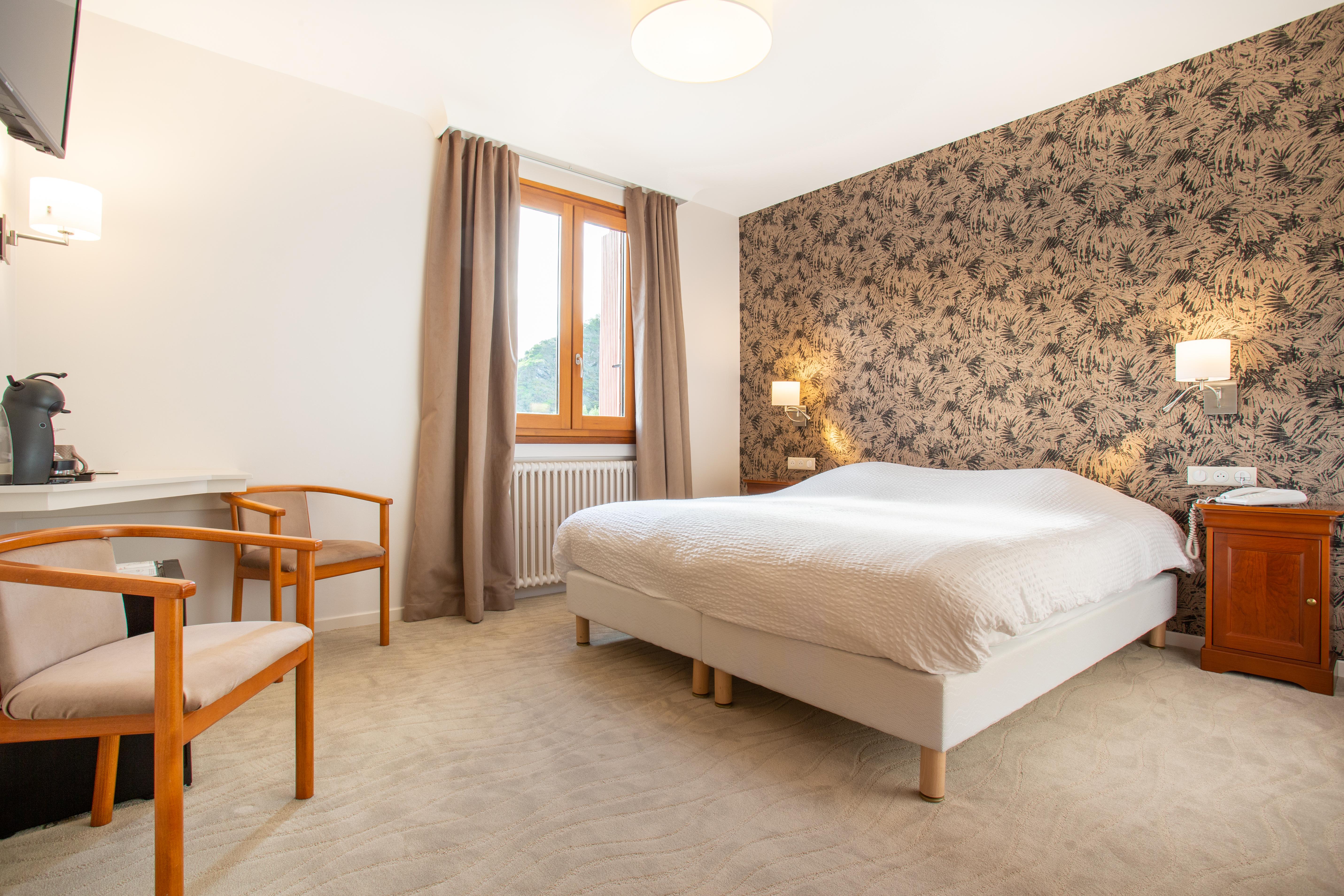 Logis Hotel Restaurant Du Pont Ambialet Εξωτερικό φωτογραφία