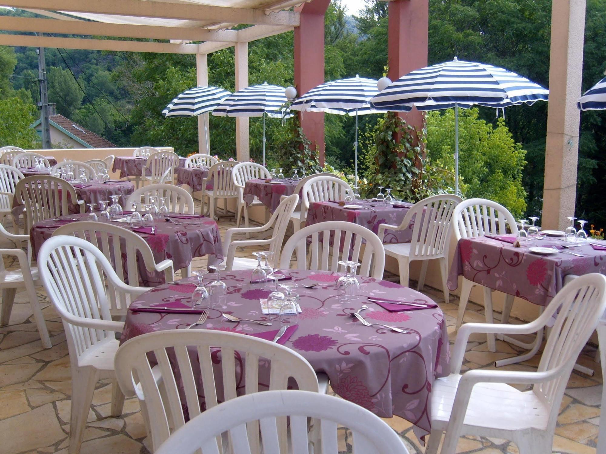 Logis Hotel Restaurant Du Pont Ambialet Εξωτερικό φωτογραφία